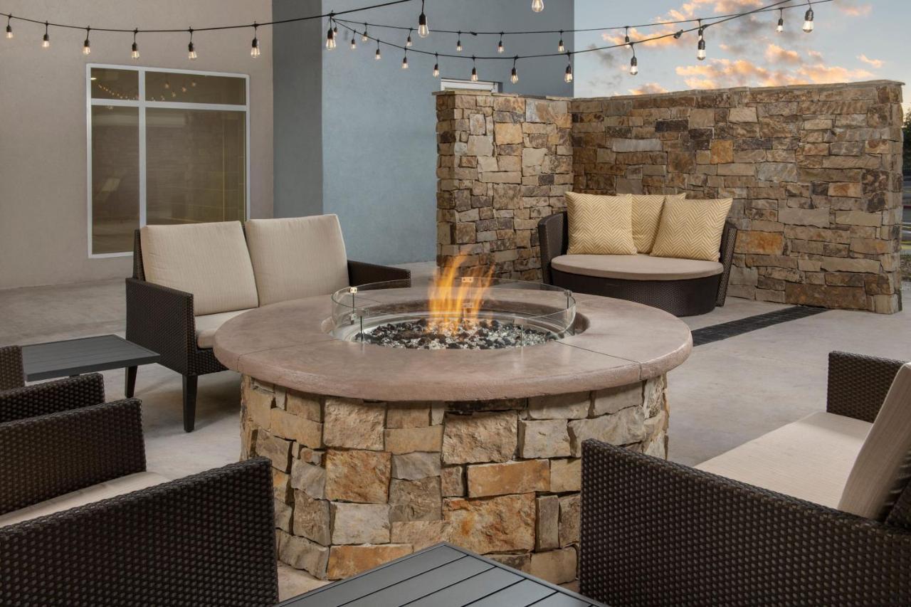 Residence Inn By Marriott Lubbock-University Area Экстерьер фото