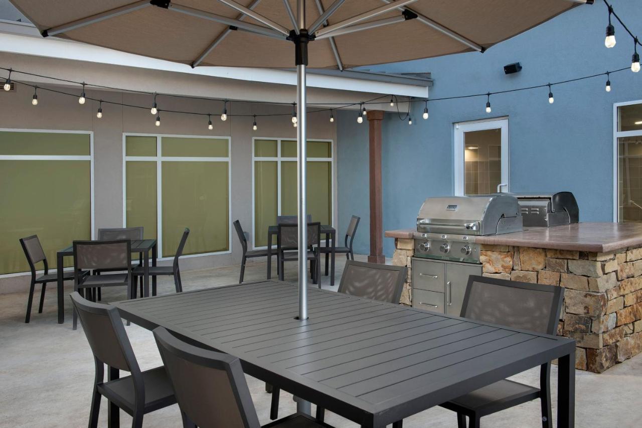 Residence Inn By Marriott Lubbock-University Area Экстерьер фото